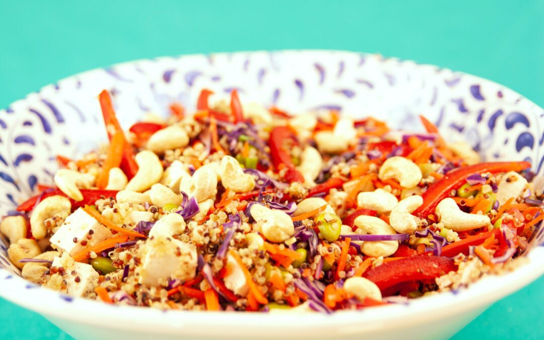 Colorful Quinoa Salad: Try This Delicious Dish!